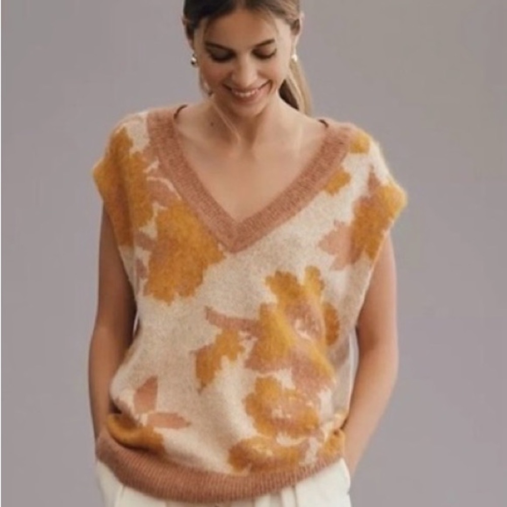 Maeve Floral V-Neck Sweater Vest - Picture 2 of 10